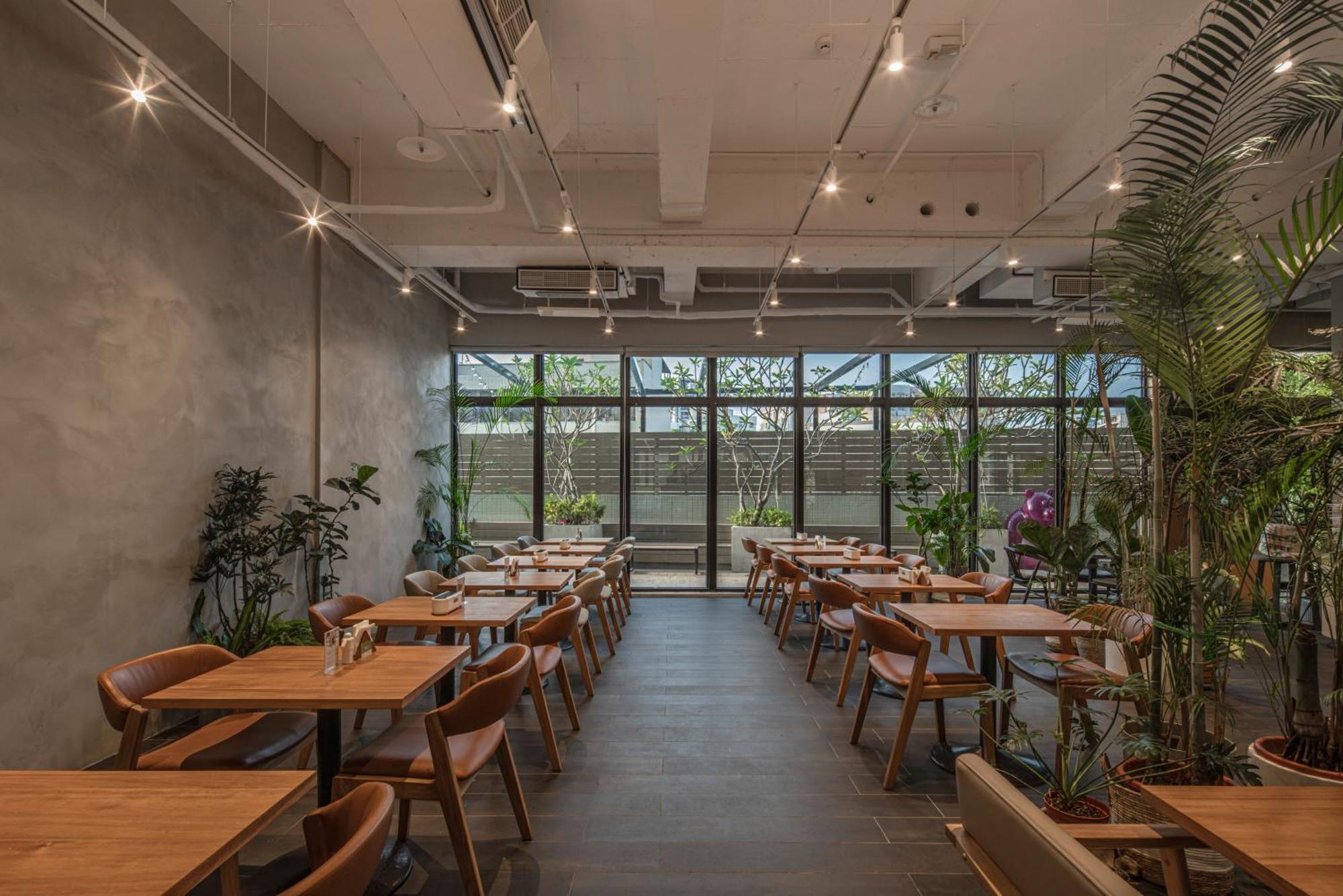In Joy Hotel Taichung Exterior photo